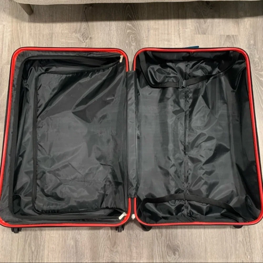 Disney Minnie Mouse Collection Suitcase, Luggage, Travel Bag - 21” - Picture 5 of 6